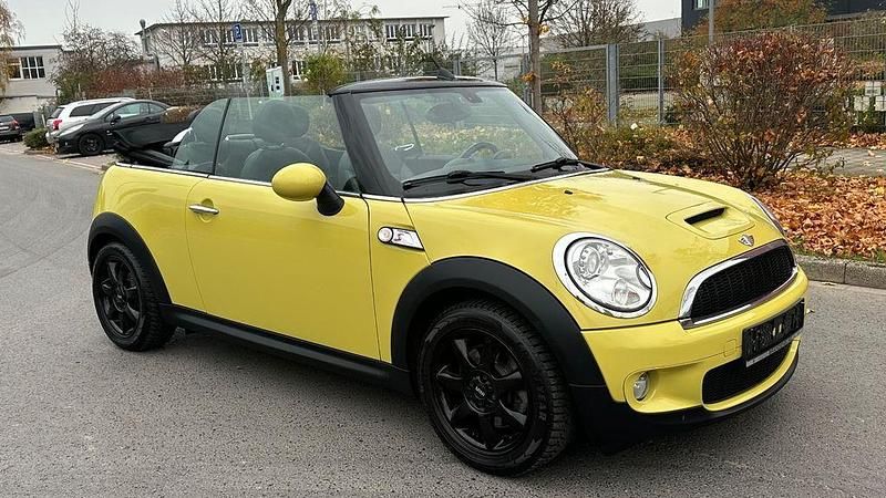 Gelb Gebraucht 2010 Mini Cooper S Cabriolet Cabrio | 5.900 € (Guter Preis) - Bild 1/4