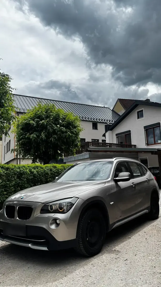 Gebraucht BMW X1 177 PS (130 kW) 2010 Grau SUV