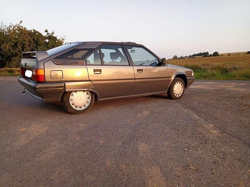 Gebraucht Citroën BX 90 PS (66 kW) 1990 Grau Kleinwagen