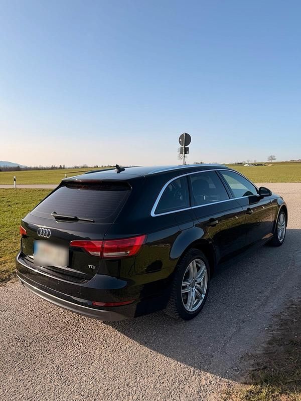 Gebraucht Audi A4 190 PS (139 kW) 2016 Schwarz Kombi