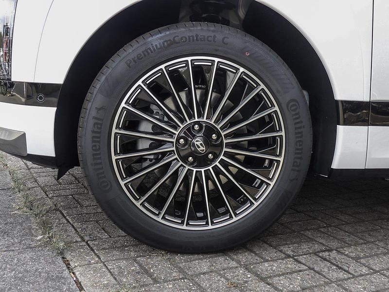 Gebraucht Hyundai Ioniq 9 225 kW (306 PS) 2025 Weiß SUV