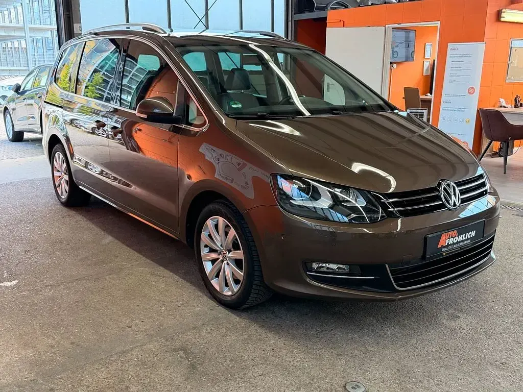 Gebraucht VW Sharan Highline 200 PS (147 kW) 2011 Toffee/graciosabraun Van / Kleinbus
