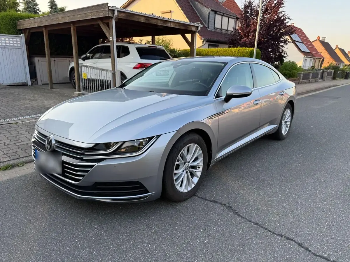 Gebraucht VW Arteon 150 PS (110 kW) 2017 Silber Kleinwagen