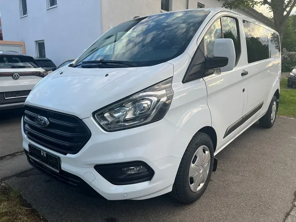 Gebraucht Ford Transit Custom Trend 131 PS (96 kW) 2021 Weiß Van / Kleinbus
