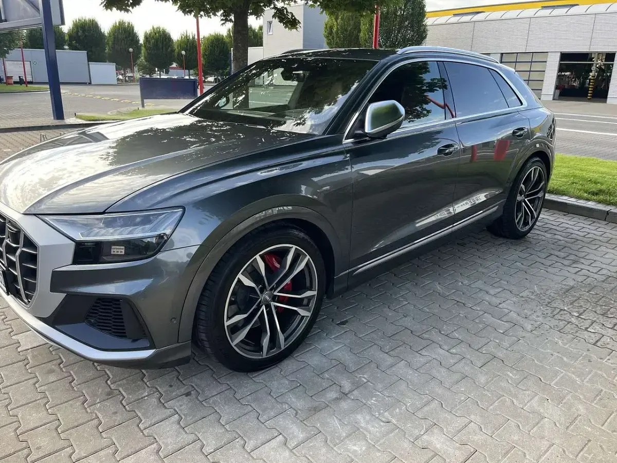 Gebraucht Audi SQ8 S-Line 435 PS (319 kW) 2020 Grau SUV