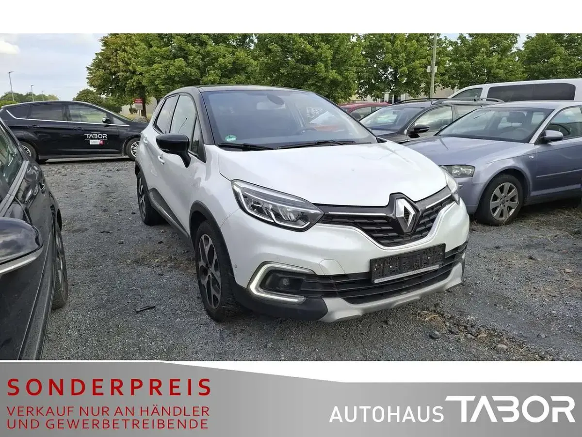 Gebraucht Renault Captur Collection 150 PS (110 kW) 2019 Perlmuttweiß und blackpearl SUV