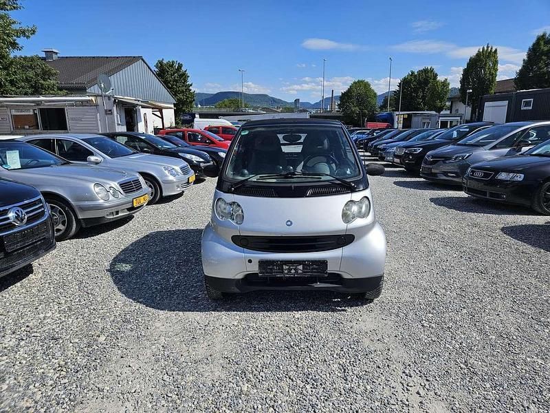 Schwarz Gebraucht 2005 Smart ForTwo Cabrio Basis Cabrio | 1.500 € (Fairer Preis) - Bild 1/4