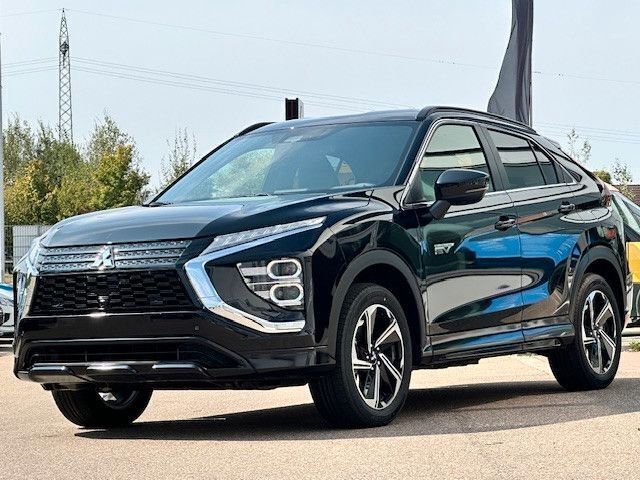 Schwarz Neu 2024 Mitsubishi Eclipse Cross Select SUV | 30.995 € - Bild 1/4