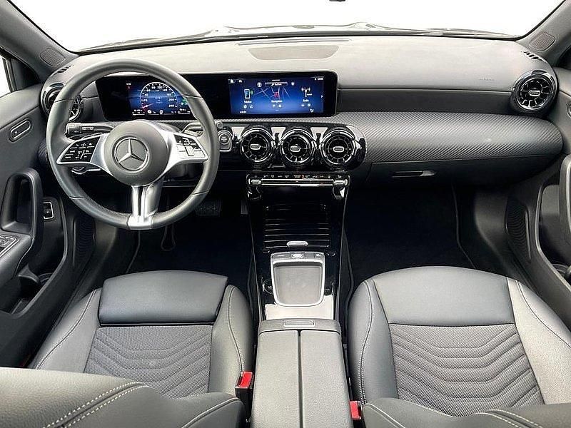 Usata Mercedes A250 218 CV (160 kW) 2023 Nero Berlina
