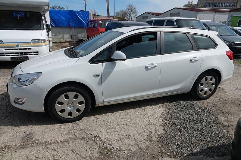 Occasion Opel Astra Selection 110 ch (80 kW) 2011 Blanc Break