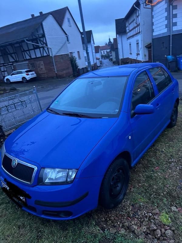 Blau Gebraucht 2006 Skoda Fabia Kleinwagen | 3.200 € (Teuer) - Bild 1/3