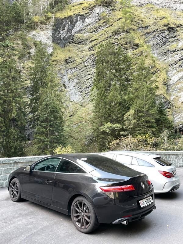 Schwarz Gebraucht 2012 Renault Laguna Coupé Coupé | 5.500 € - Bild 1/4