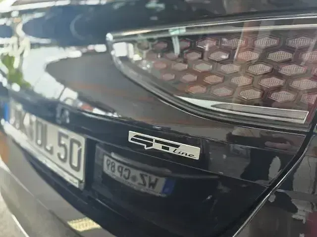 Gebraucht Kia Ceed GT-Line 140 PS (102 kW) 2025 (1k) zilinaschwarz met. Kleinwagen