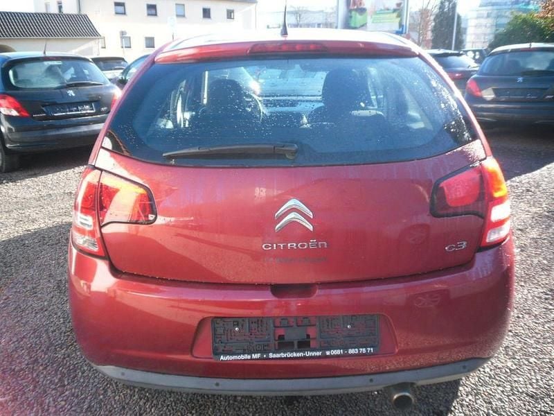 Gebraucht Citroën C3 Tendance 95 PS (69 kW) 2010 Rot Limousine