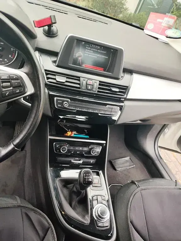 Gebraucht BMW 216 Active Tourer 116 PS (85 kW) 2015 Weiß Van / Kleinbus