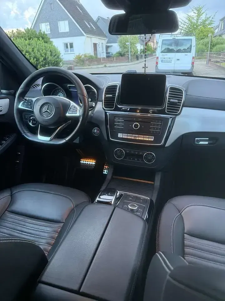 Gebraucht Mercedes GLE350 258 PS (189 kW) 2017 Schwarz SUV