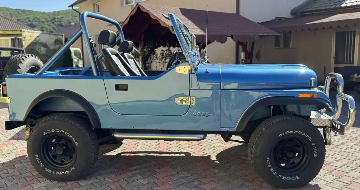 Gebraucht Jeep CJ 116 PS (85 kW) 1984 Blau SUV