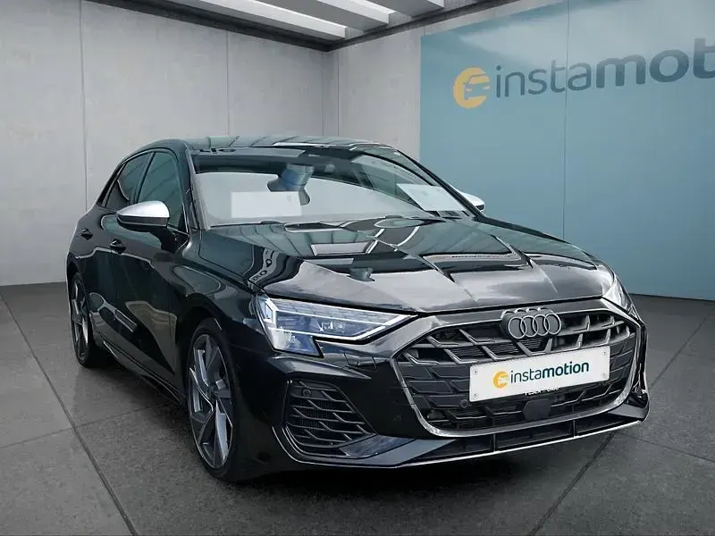 Gebraucht Audi S3 Sportback 333 PS (244 kW) 2025 Schwarz Kleinwagen
