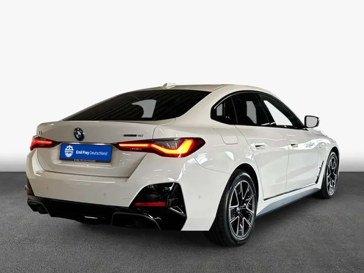 Gebraucht BMW i4 Performance 250 kW (340 PS) 2025 Weiß Limousine