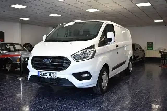 Gebraucht Ford Transit Custom Trend 170 PS (125 kW) 2021 Weiß Limousine