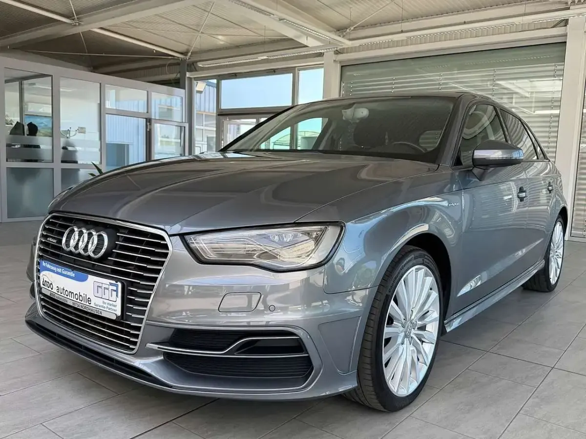Gebraucht Audi A3 S-Line 150 PS (110 kW) 2015 Monsungrau Kombi
