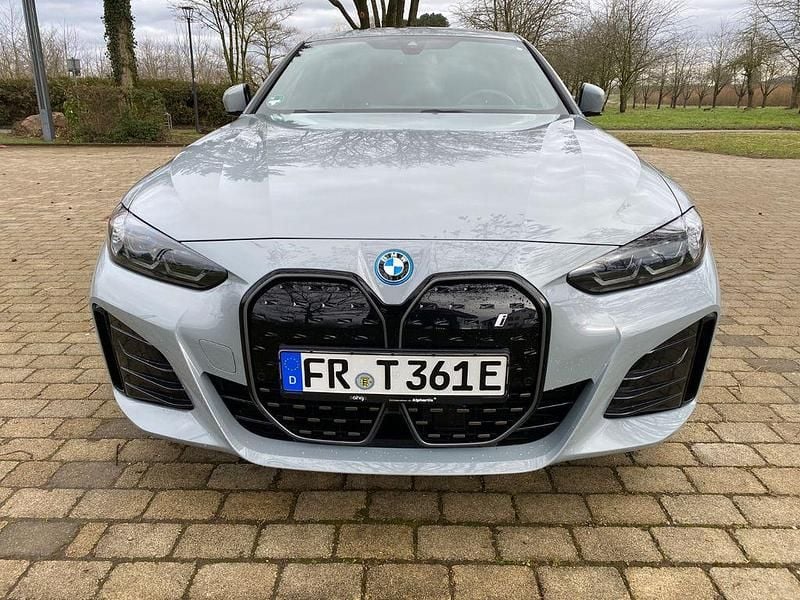 Gebraucht BMW i4 M Sport 250 kW (340 PS) 2024 Grau Limousine