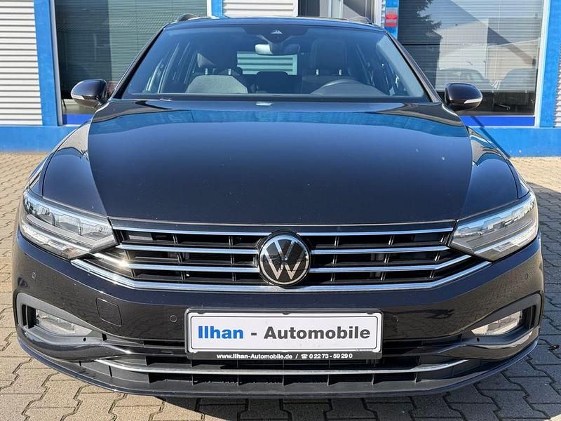 Gebraucht VW Passat Business 200 PS (147 kW) 2023 Grau Kombi