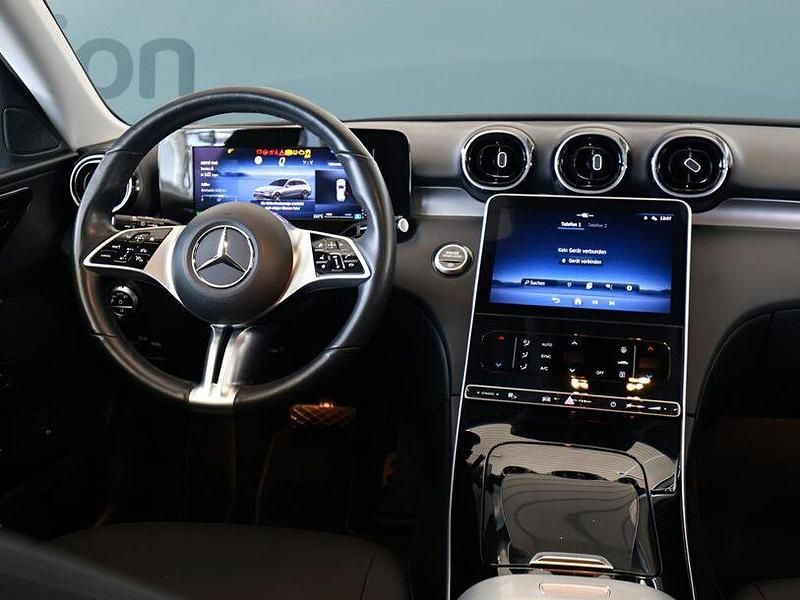 Gebraucht Mercedes C200 163 PS (119 kW) 2023 Schwarz Kombi