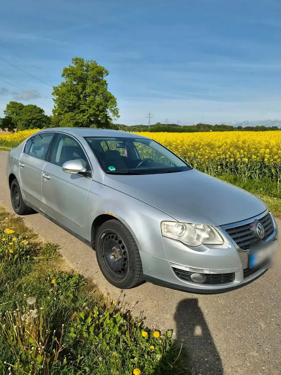 Gebraucht VW Passat 140 PS (102 kW) 2006 Silber Limousine