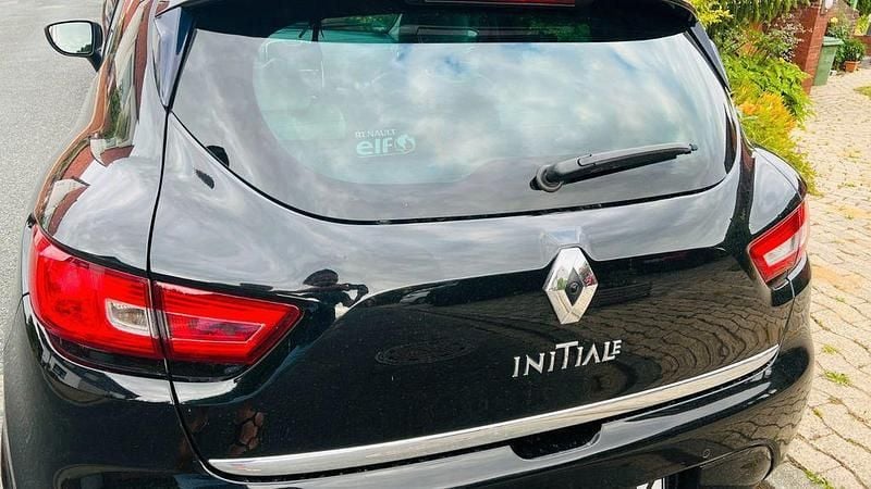 Schwarz Gebraucht 2015 Renault Clio IV Initiale Paris Limousine | 9.350 € (Fairer Preis) - Bild 1/4