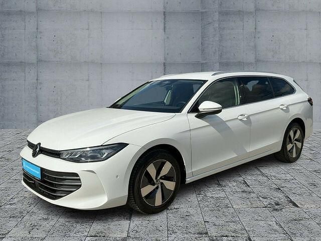 Gebraucht VW Passat Business 150 PS (110 kW) 2024 Pure white Kombi
