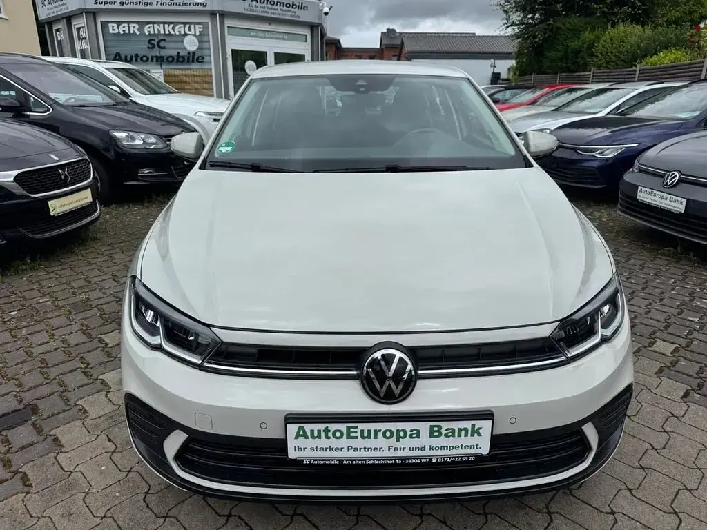 Gebraucht VW Polo Life 80 PS (58 kW) 2023 Ascotgrau Kleinwagen