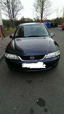 Gebraucht Opel Vectra Edition 158 PS (116 kW) 1999 Blau metallic Limousine