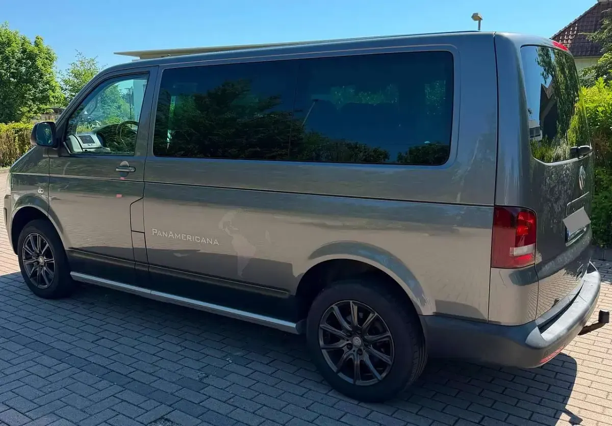 Gebraucht VW Multivan PanAmericana 179 PS (131 kW) 2014 Grau Van / Kleinbus