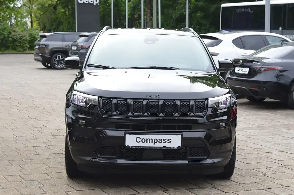 Gebraucht Jeep Compass Night Eagle 131 PS (96 kW) 2023 Schwarz SUV