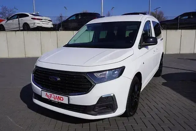 Gebraucht Ford Tourneo Connect Titanium 102 PS (75 kW) 2023 Weiss Van / Kleinbus