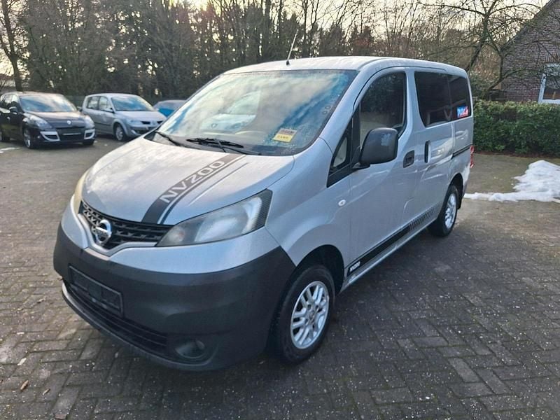 Silber Gebraucht 2011 Nissan NV200 Van / Kleinbus | 3.500 € (Guter Preis) - Bild 1/4