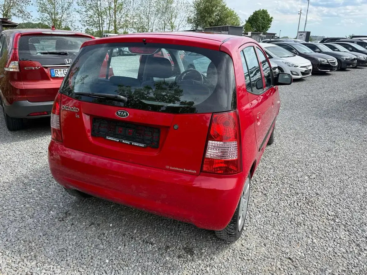 Gebraucht Kia Picanto LX 65 PS (47 kW) 2009 Scarletrot Kleinwagen