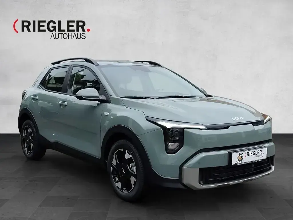 Neu Kia Stonic Vision 101 PS (74 kW) 2026 Adventurous pastel green a2g SUV