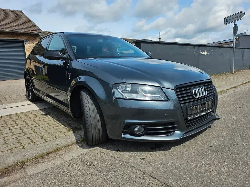 Gebraucht Audi A3 S-Line 200 PS (147 kW) 2013 Grau Limousine