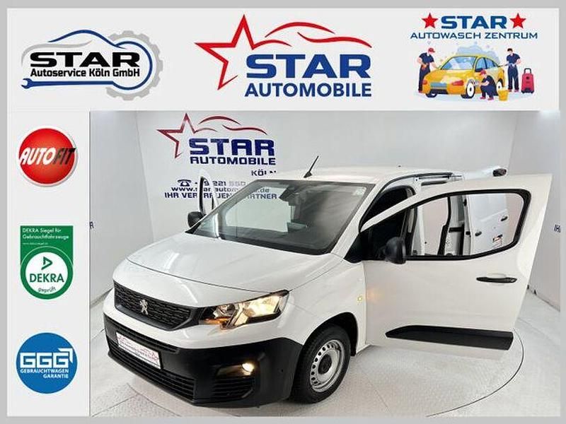 Weiß Gebraucht 2019 Peugeot Partner Premium Van / Kleinbus | 11.490 € (Fairer Preis) - Bild 1/4