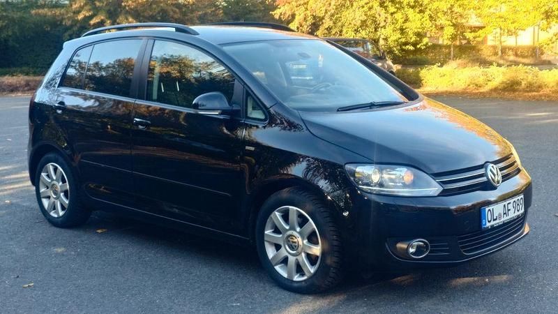 Schwarz Gebraucht 2012 VW Golf Plus Cross Match Van / Kleinbus | 9.400 € (Teuer) - Bild 1/4