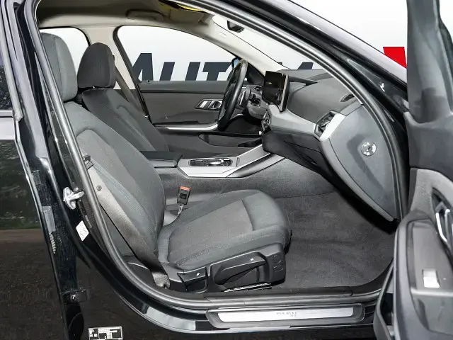 Gebraucht BMW 320 Shadowline 190 PS (139 kW) 2022 Schwarz Kombi