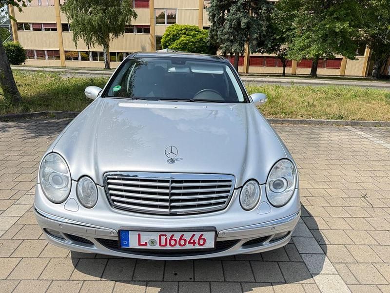 Gebraucht Mercedes E280 Elegance 231 PS (169 kW) 2006 Silber Limousine