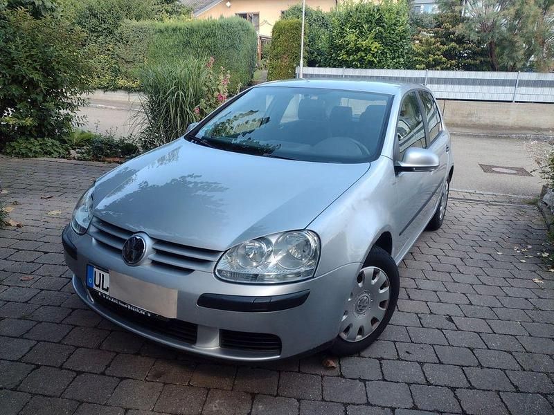 Silber Gebraucht 2004 VW Golf IV Trendline Limousine | 1.250 € (Superpreis) - Bild 1/4