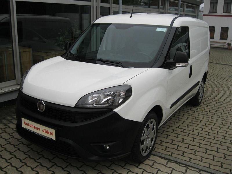 Weiß Gebraucht 2021 Fiat Doblò Van / Kleinbus | 9.900 € (Fairer Preis) - Bild 1/3
