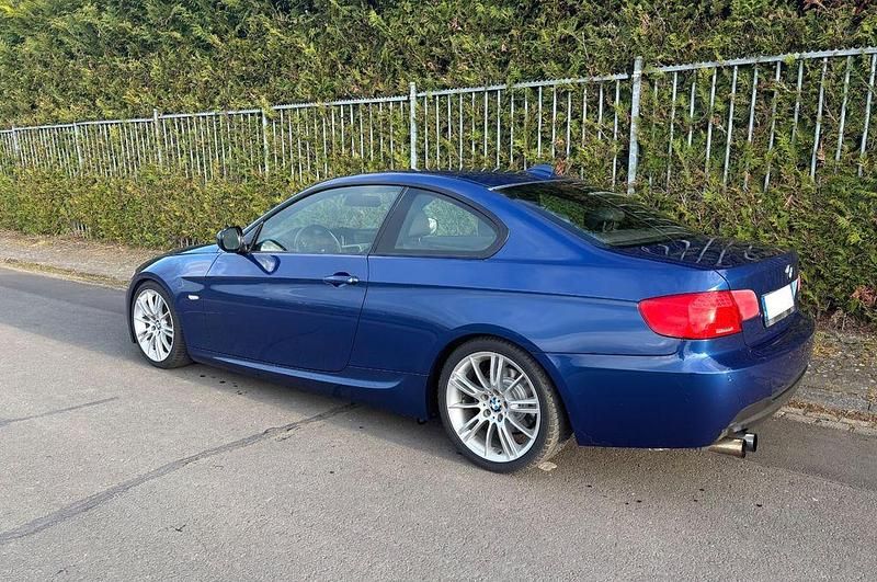Gebraucht BMW 325 Performance 218 PS (160 kW) 2010 Blau Coupé