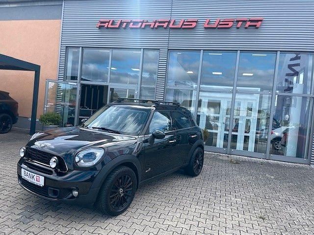 Schwarz Gebraucht 2011 Mini Cooper S Countryman SUV | 8.900 € (Fairer Preis) - Bild 1/4