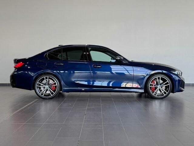 Gebraucht BMW 318 M Sport 156 PS (114 kW) 2024 Blau Limousine