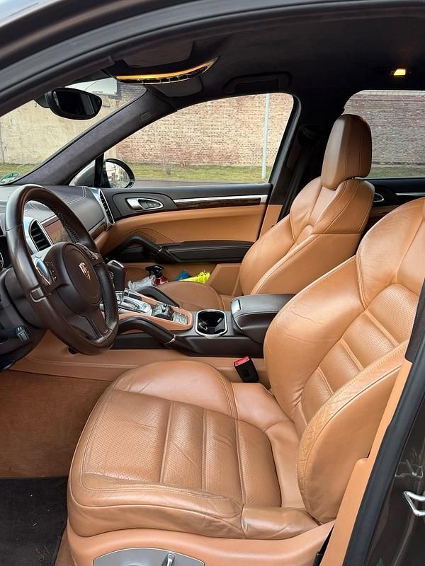Gebraucht Porsche Cayenne GTS 420 PS (308 kW) 2012 Braun SUV